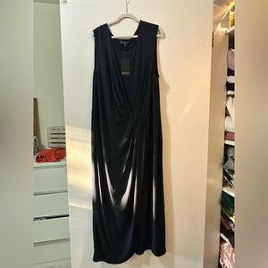 NWT Navy knee length work dress with flattering waist detail